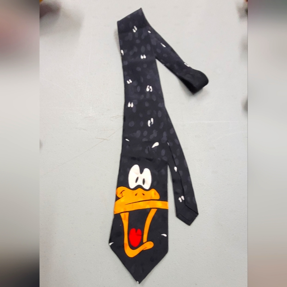 Vintage 1993 Daffy Duck Looney Tunes Mania Silk tie